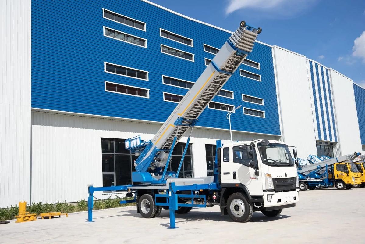 资兴小型云梯车上料车租赁多少钱