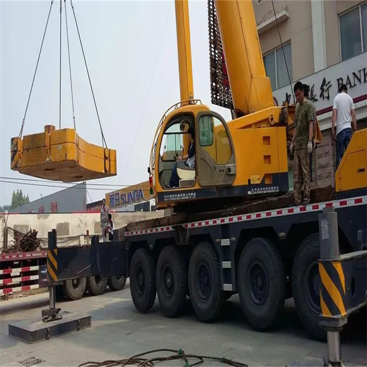 资兴当地吊车出租|机器吊装|75吨|工厂搬迁服务